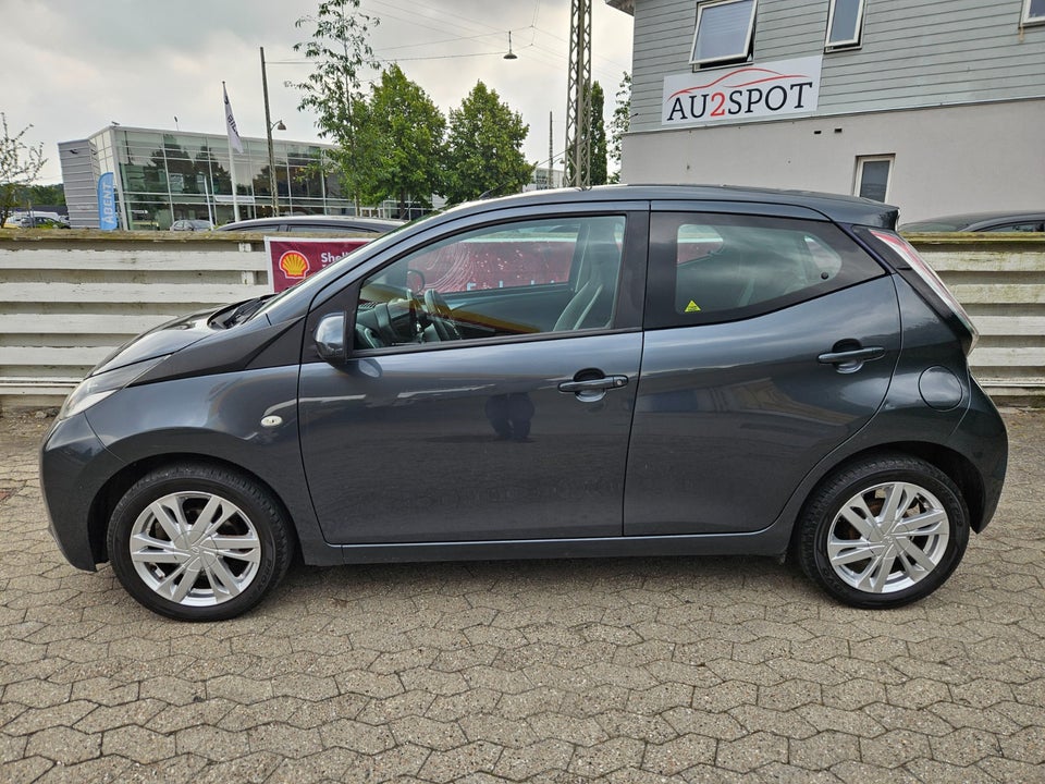 Toyota Aygo 1,0 VVT-i x-cite 5d