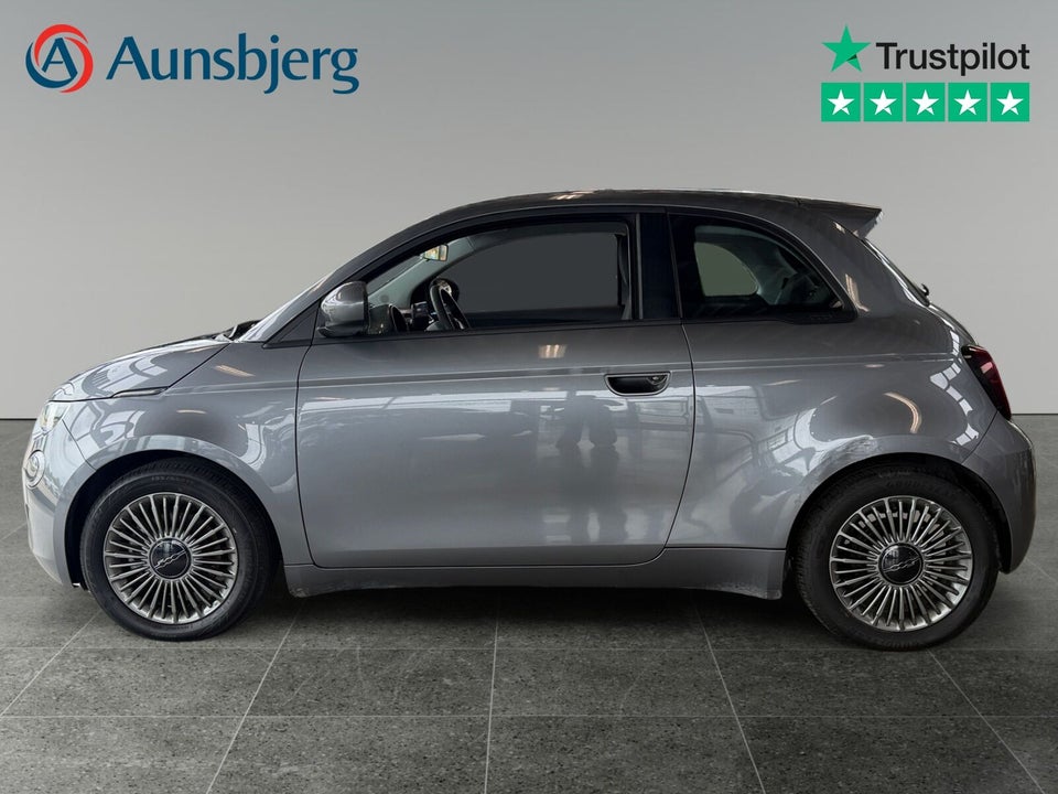 Fiat 500e 42 Icon 3d