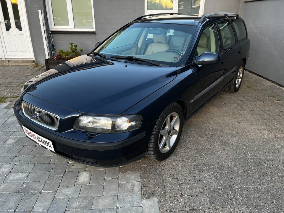 Volvo V70 2,4 20V 5d