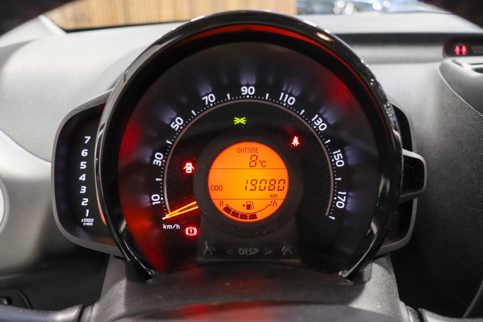 Toyota Aygo 1,0 VVT-i x-pression 5d