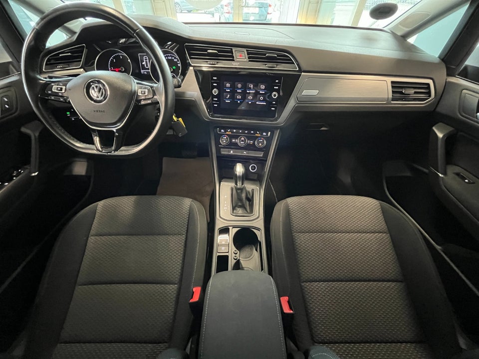 VW Touran 1,6 TDi 115 Comfortline DSG 7prs 5d