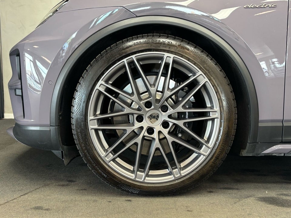 Porsche Macan Turbo 5d
