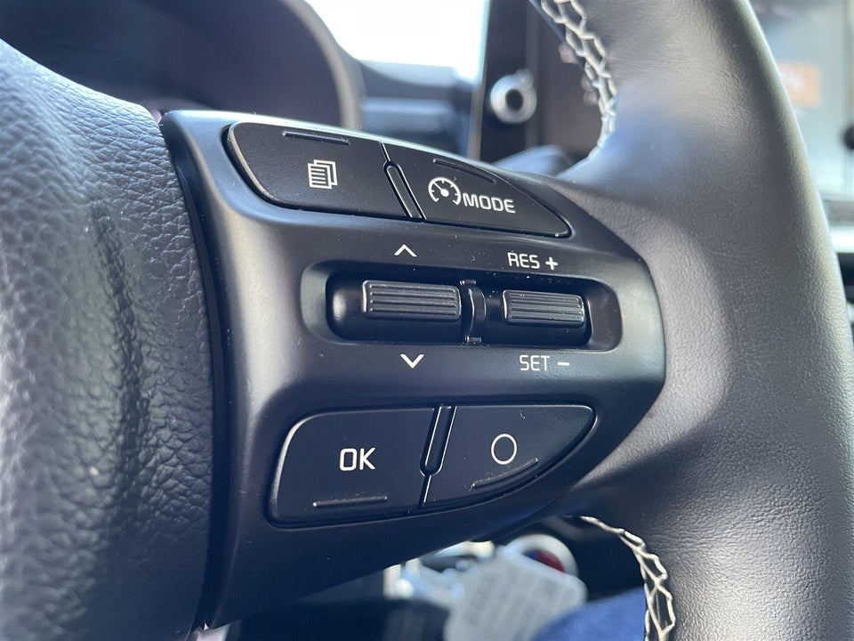 Kia Picanto 1,0 Prestige Upgrade AMT 5d