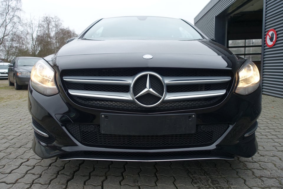 Mercedes B200 d 2,2 Business aut. 5d