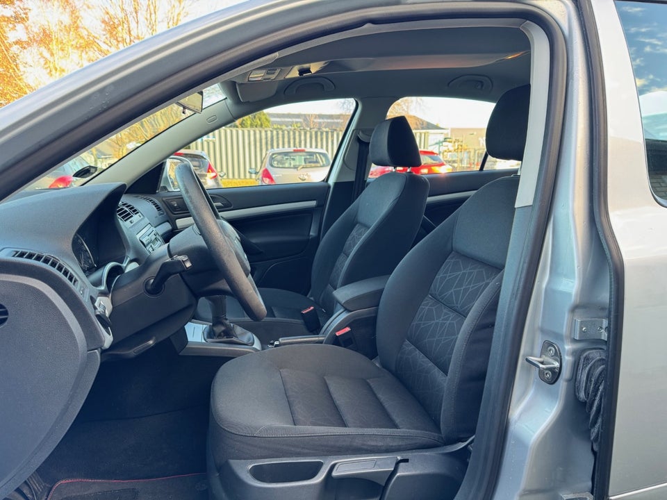 Skoda Octavia 1,2 TSi 105 Ambiente Combi 5d