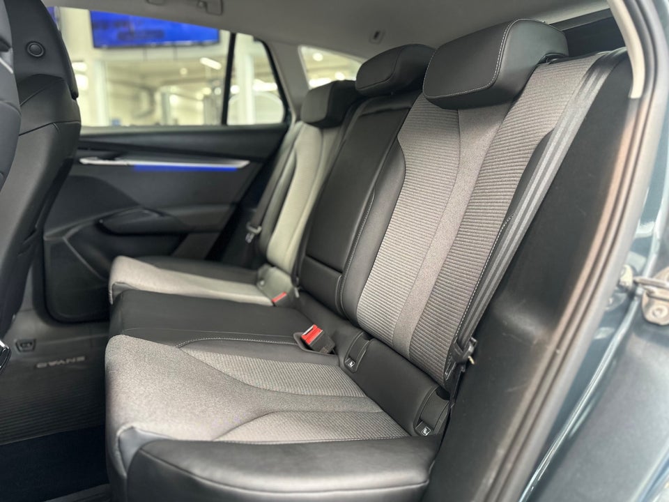 Skoda Enyaq 80 iV 5d