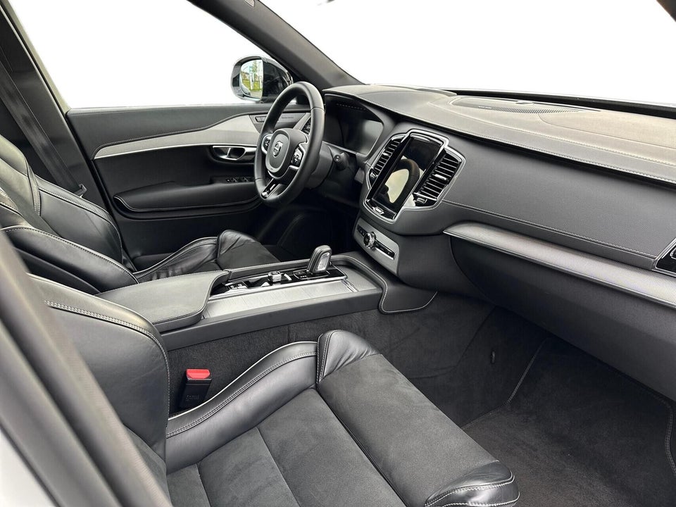 Volvo XC90 2,0 T8 ReCharge R-Design aut. AWD 7prs 5d