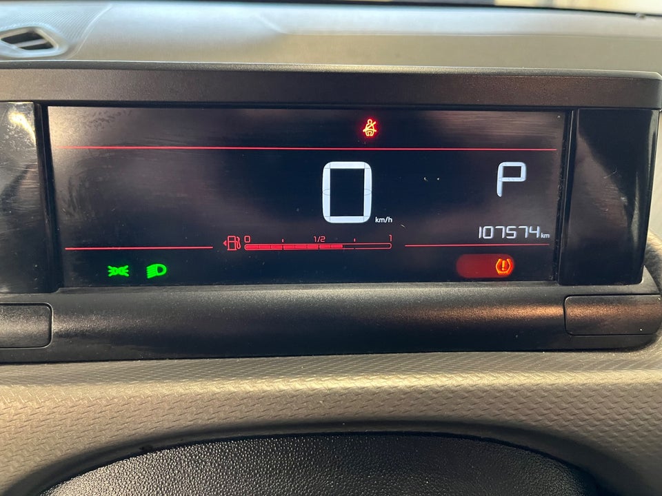 Citroën C4 Cactus 1,2 PureTech 110 Iconic EAT6 Van 5d