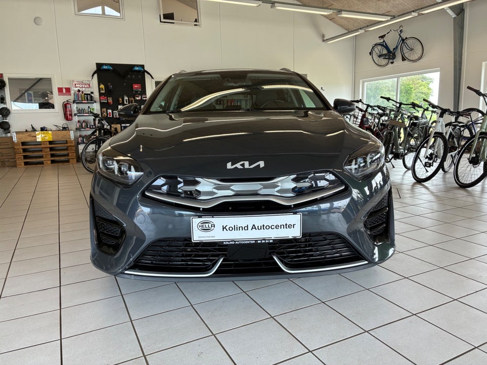 Kia Ceed 1,6 PHEV Upgrade Premium SW DCT 5d