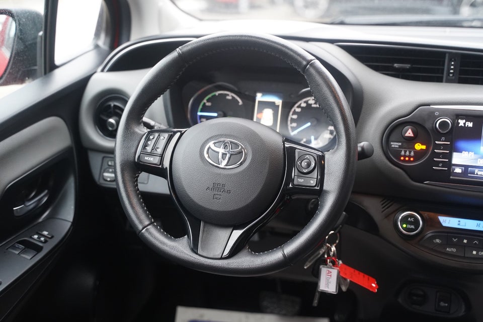 Toyota Yaris 1,5 Hybrid H2 e-CVT 5d