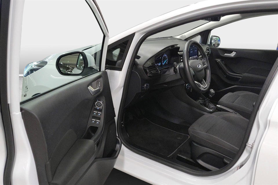 Ford Fiesta 1,0 EcoBoost mHEV Titanium Van 5d