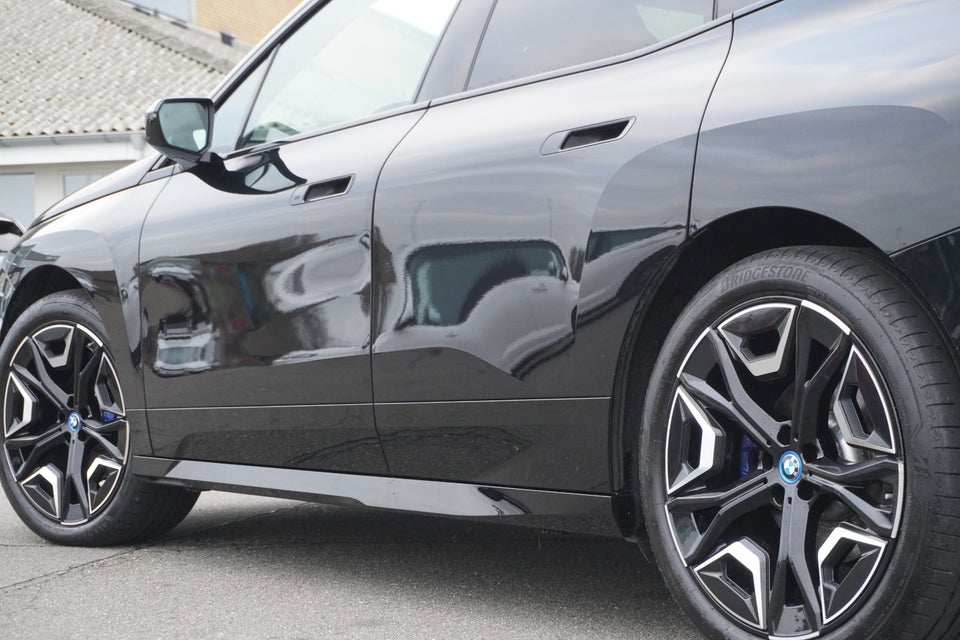 BMW iX xDrive40 5d
