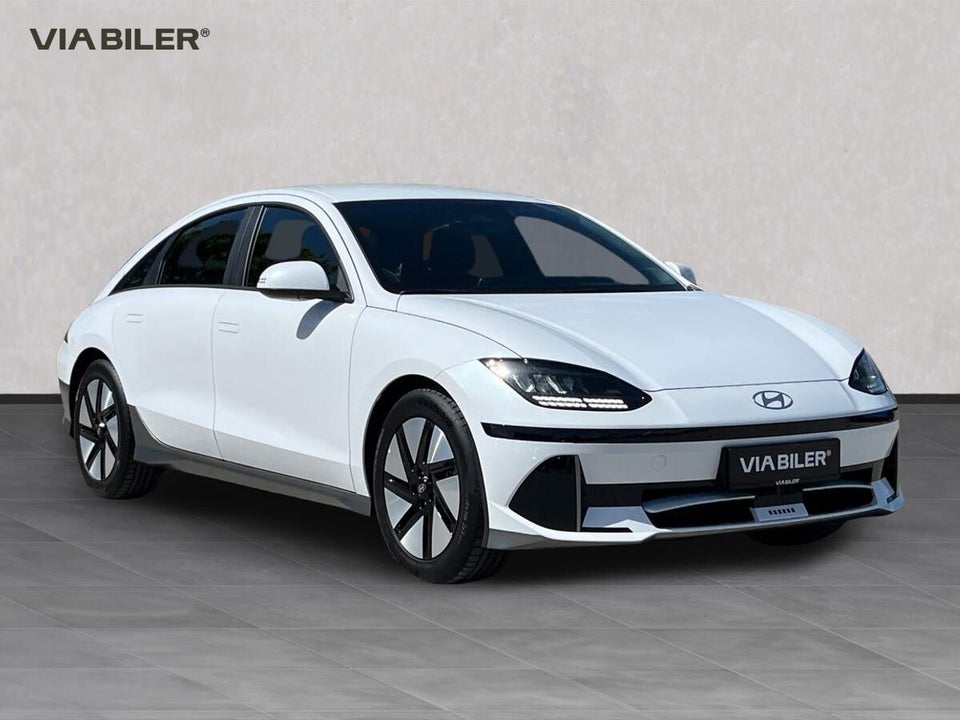 Hyundai Ioniq 6 77 Core 4d