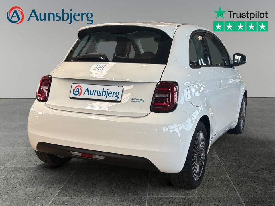 Fiat 500e 42 Icon 3d