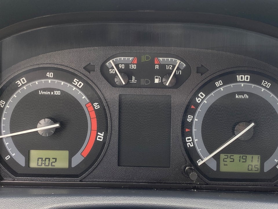 Skoda Fabia 1,4 16V 75 Ambiente Combi 5d