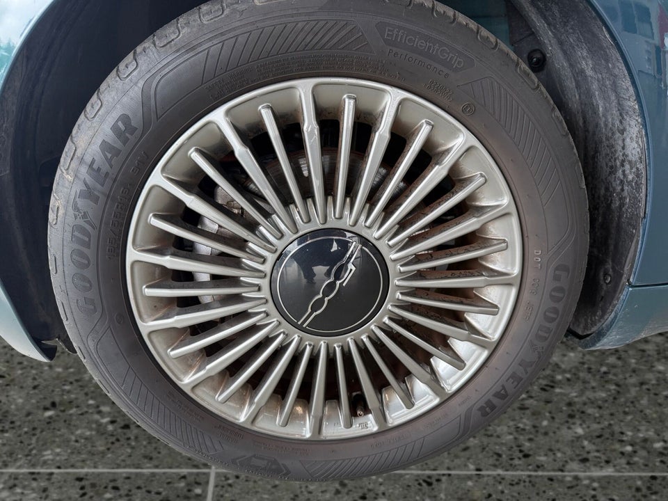Fiat 500e 42 Icon 3d