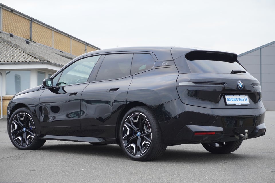 BMW iX xDrive40 5d