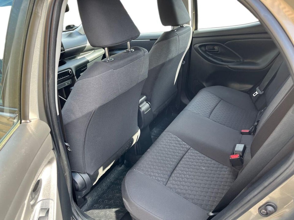 Toyota Yaris 1,5 Hybrid Active e-CVT 5d