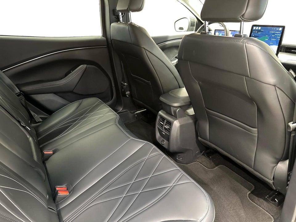 Ford Mustang Mach-E 70 Standard Range 5d