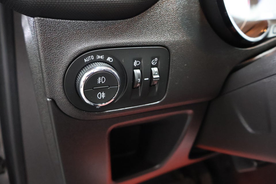 Opel Crossland 1,2 T 130 Sport aut. 5d