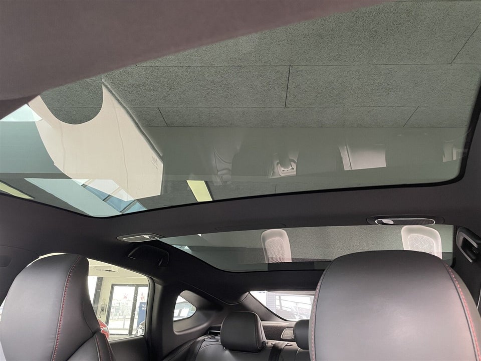 Xpeng P7 Performance 4d