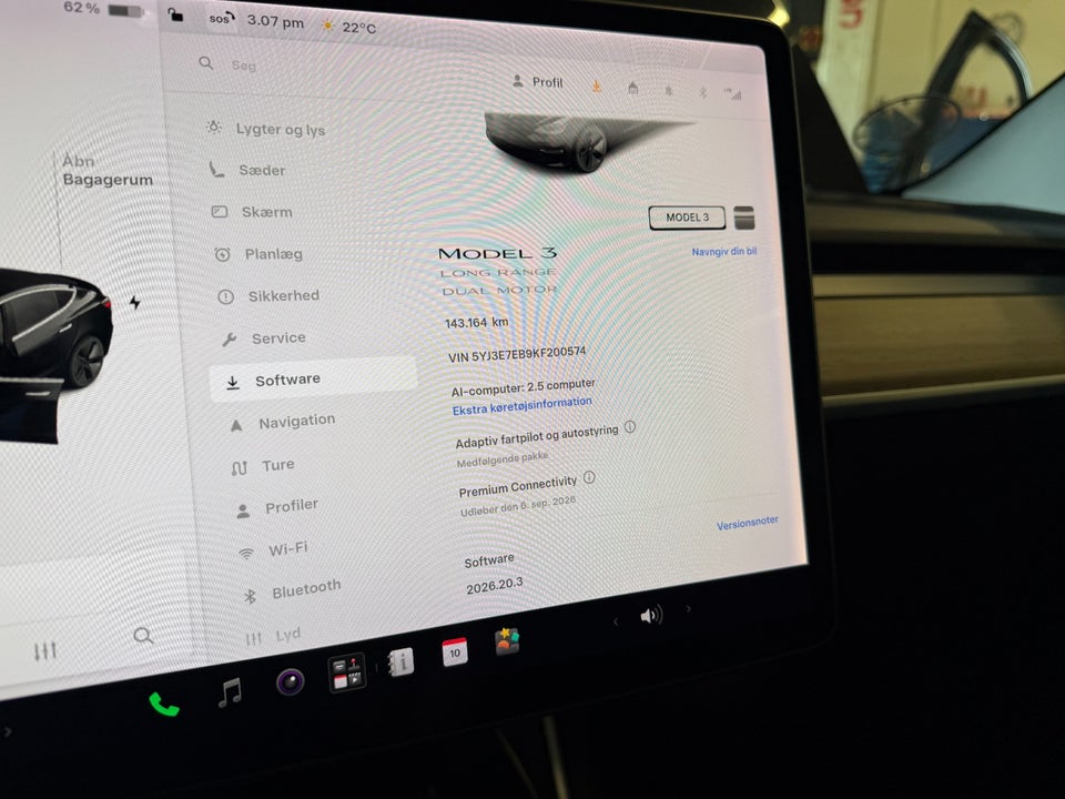 Tesla Model 3 Long Range AWD 4d