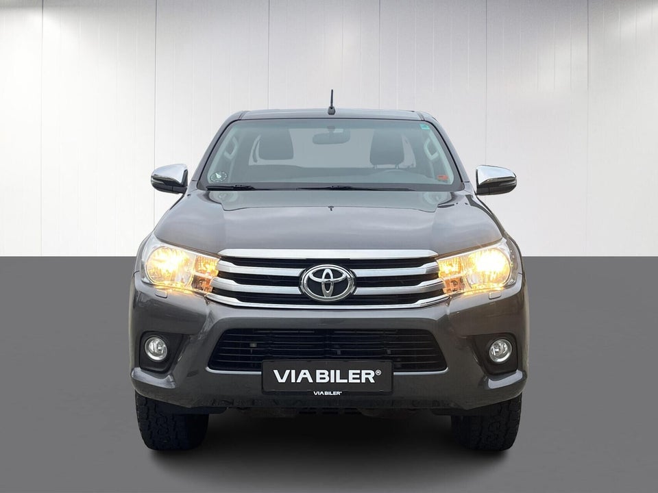Toyota HiLux 2,4 D-4D 150 T3 Ex.Kab 4x4 4d