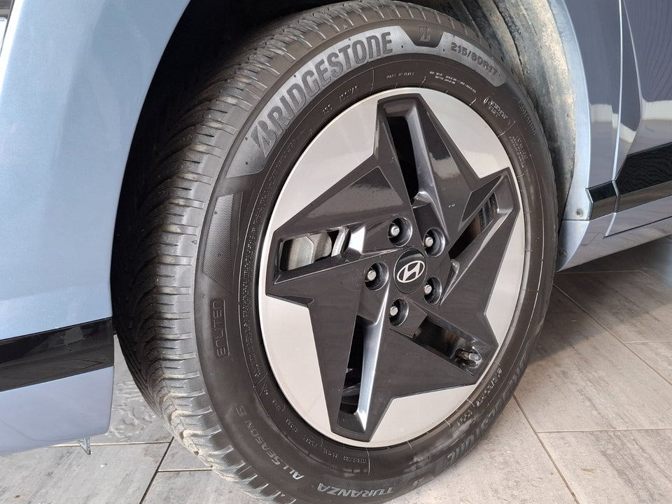 Hyundai Kona 48 EV Essential 5d