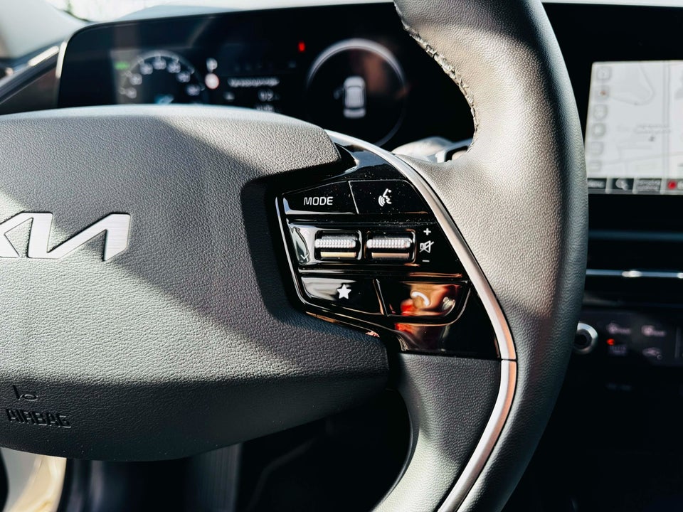 Kia Niro 64 EV Inspire 5d