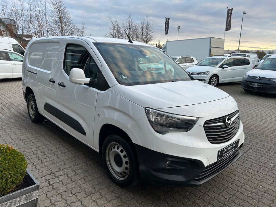 Opel Combo 1,5 D 102 Essentia L2V2