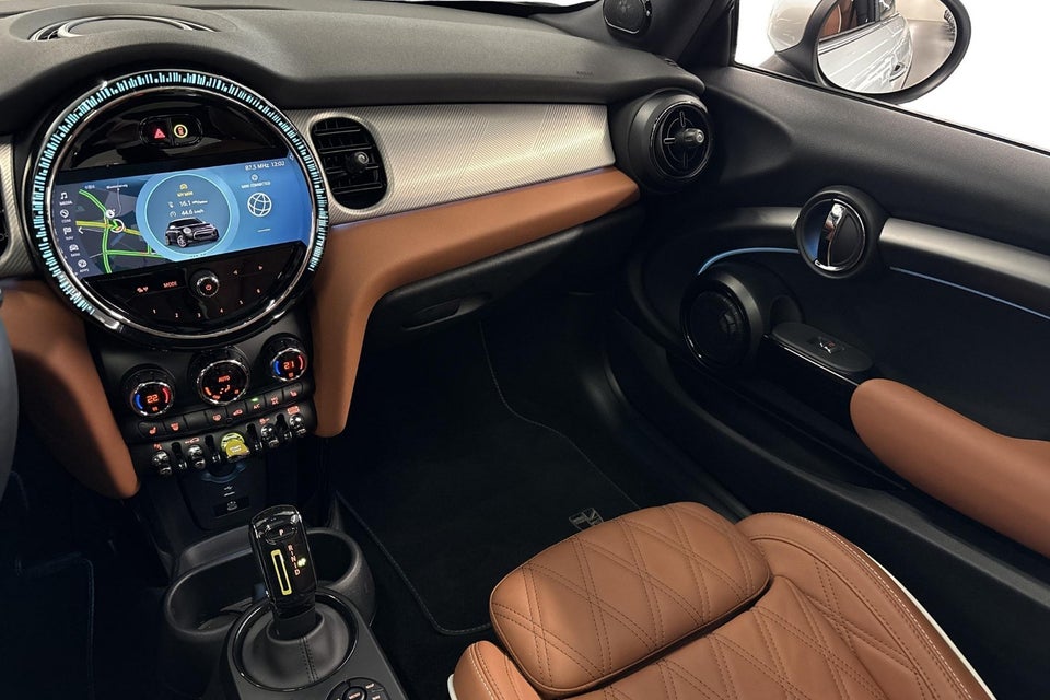 MINI Cooper SE Maximise 3d