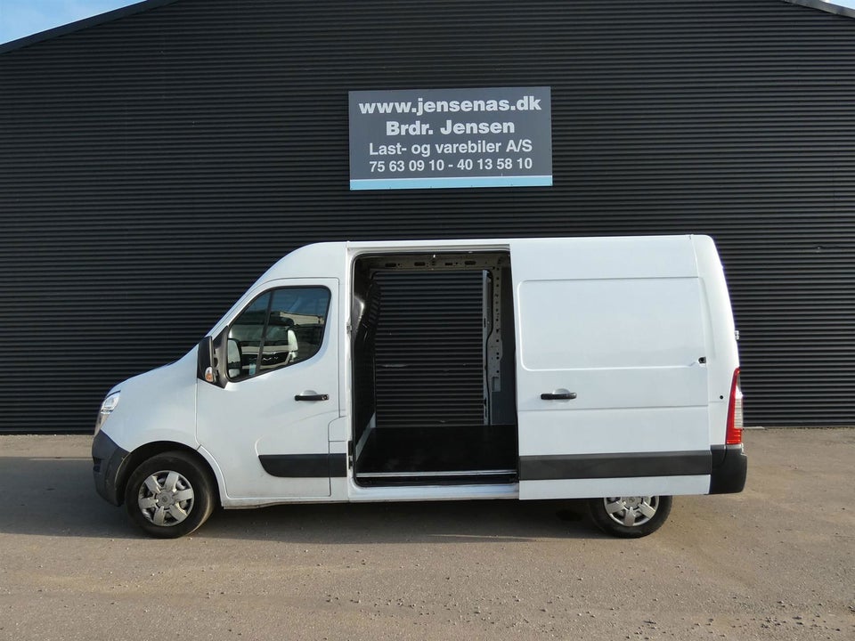 Nissan NV400 2,3 dCi 145 L2H2 Working Star