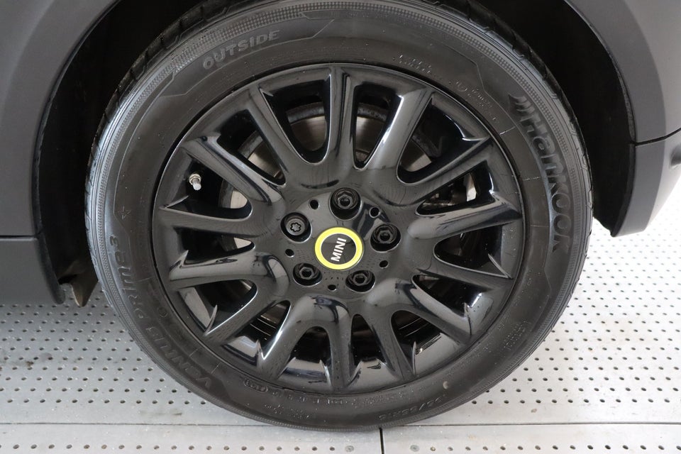 MINI Cooper SE Edition Premium Plus 3d