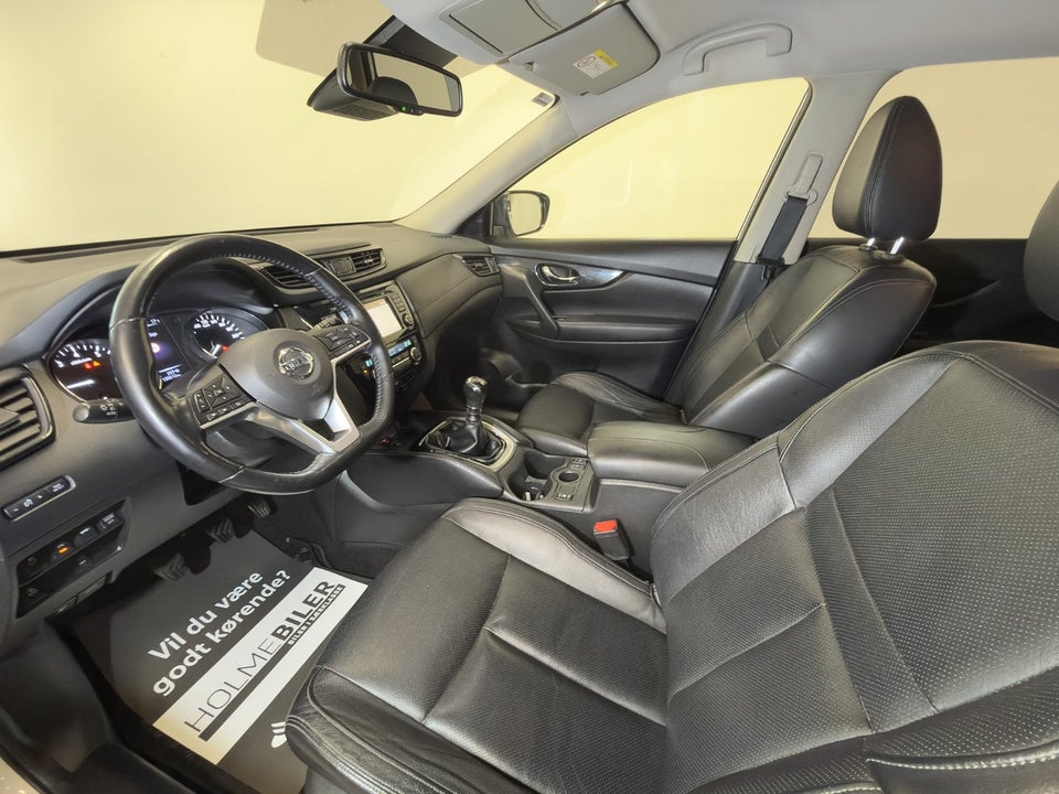 Nissan X-Trail 1,6 Dig-T 163 Tekna 5d