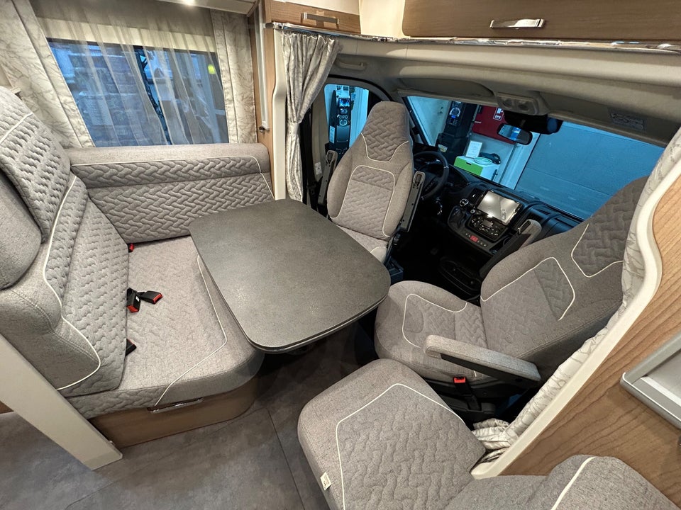 Fiat Carthago 2,3 Malibu T 440QB aut. 2d