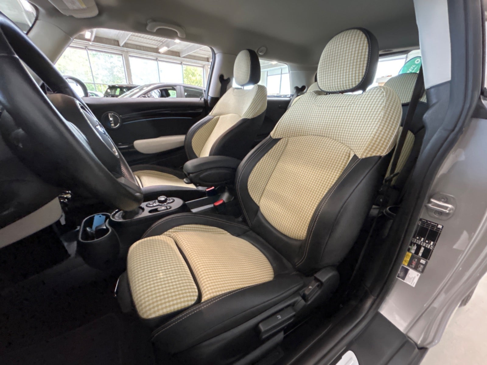 Mini Cooper SE 284ch - 1 ère main - Autonomie 230km - Jantes 16" - Led - Vitual cokpit - Sièges chauffants
