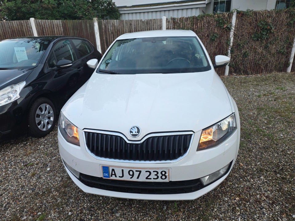 Skoda Octavia 1,8 TSi 180 Elegance DSG 5d