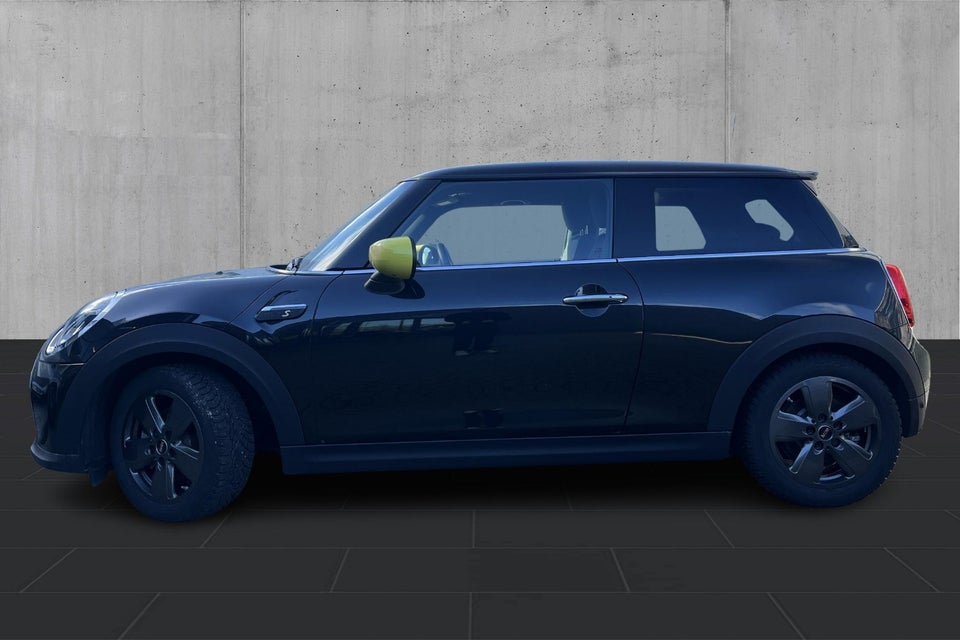 MINI Cooper SE Classic Trim 3d