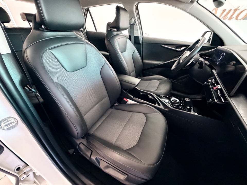 Kia Niro 64 EV Prestige 5d