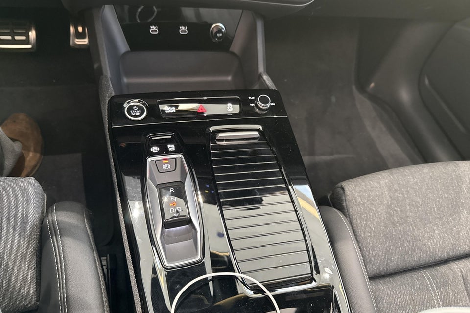 Audi Q6 e-tron Progress plus performance 5d