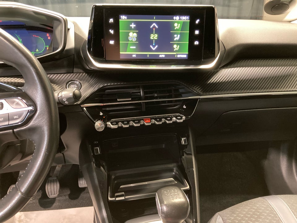 Peugeot 2008 1,2 PureTech 130 Allure Pack 5d