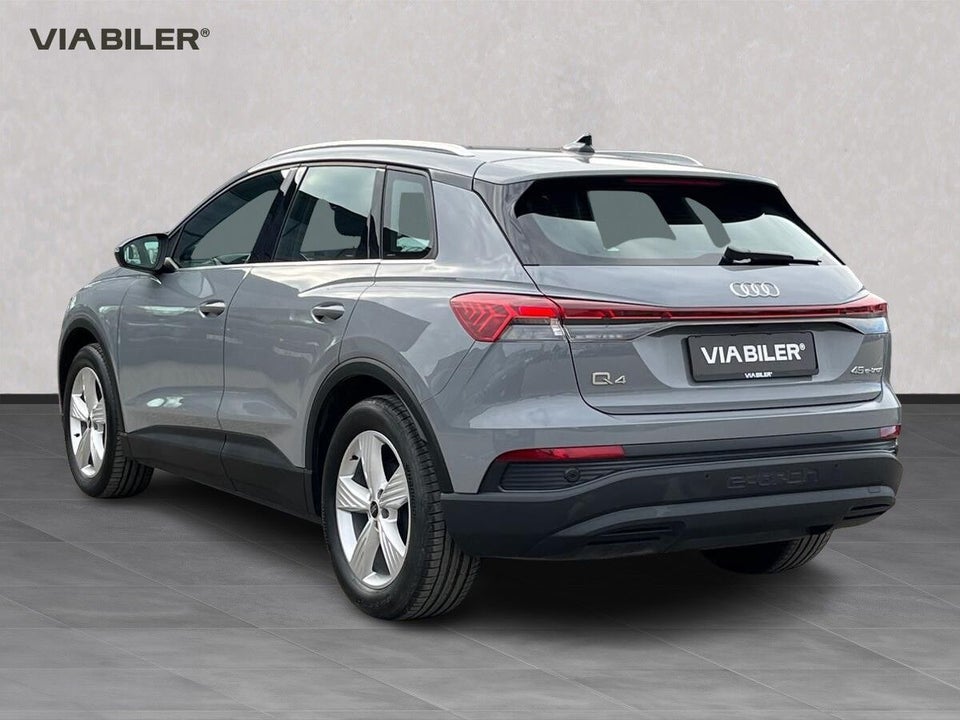 Audi Q4 e-tron 45 Progress 5d