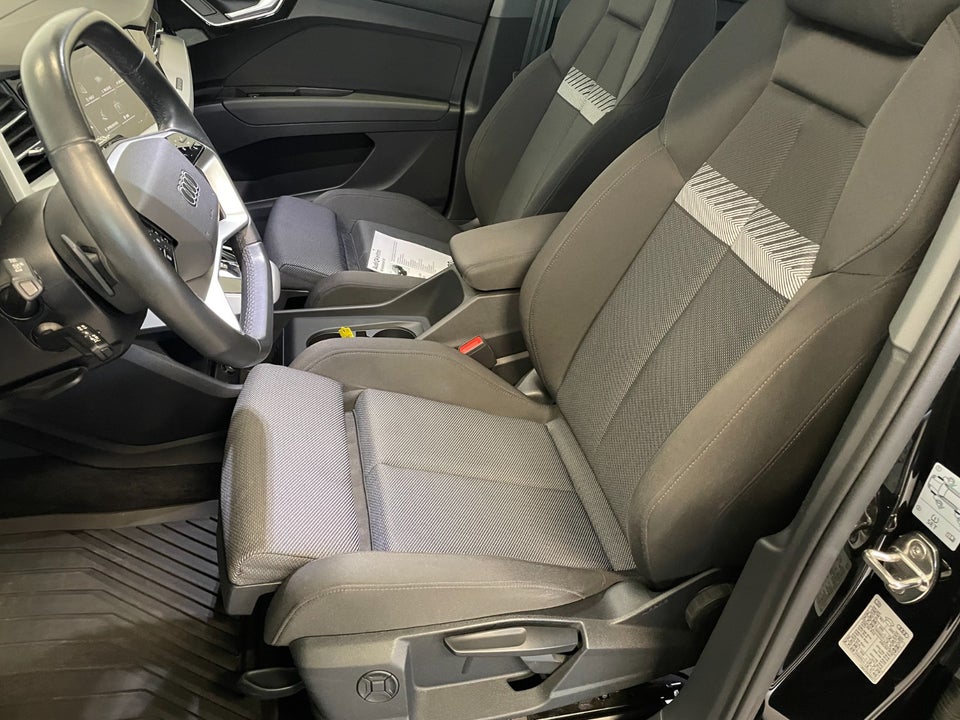 Audi Q4 e-tron 40 Advanced 5d