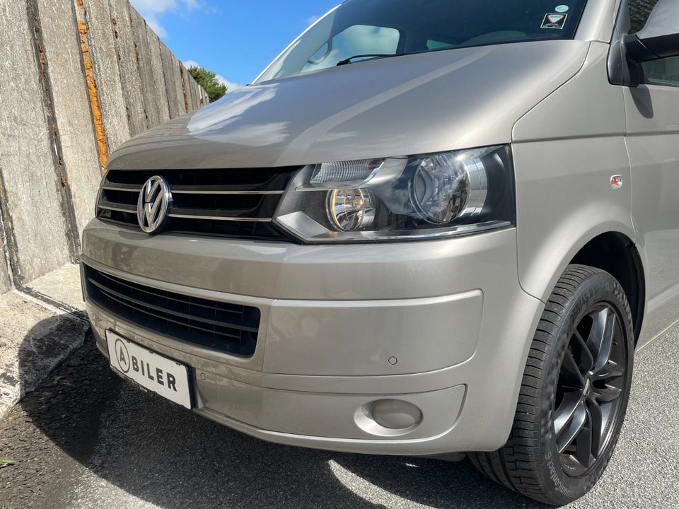 VW Multivan 2,0 TDi 114 Comfortline kort BMT 4d