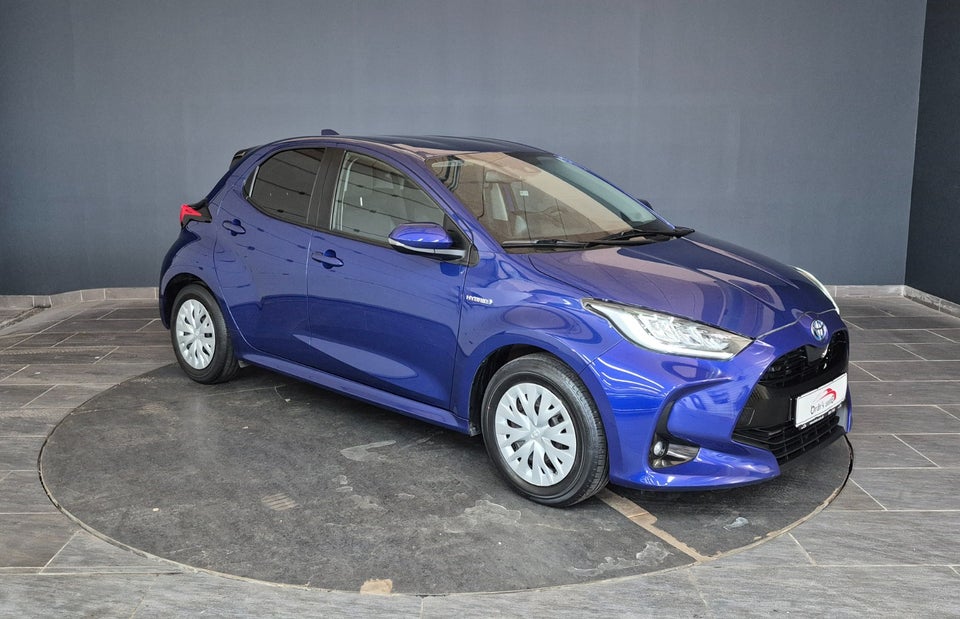 Toyota Yaris 1,5 Hybrid H3 e-CVT 5d