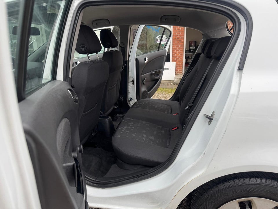 Opel Corsa 1,2 16V Enjoy 5d