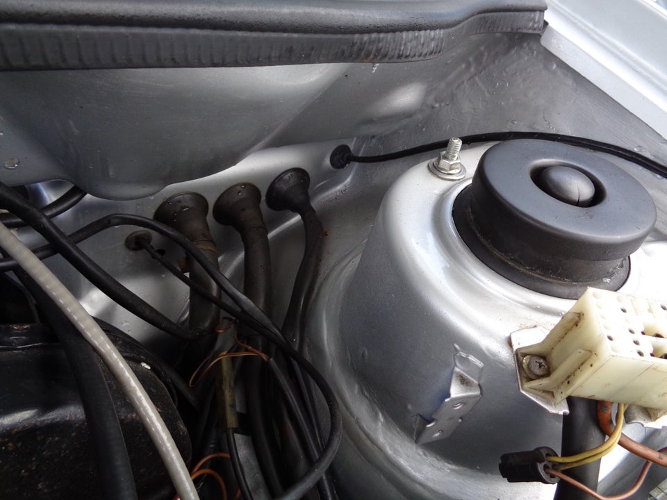 VW Golf I 1,6 GTi 3d