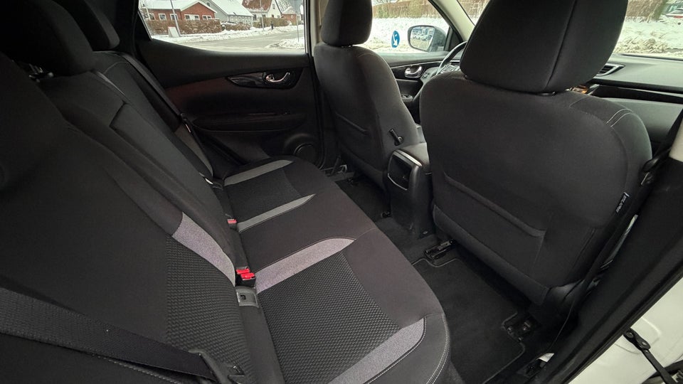 Nissan Qashqai 1,2 Dig-T 115 Acenta X-tr. 5d