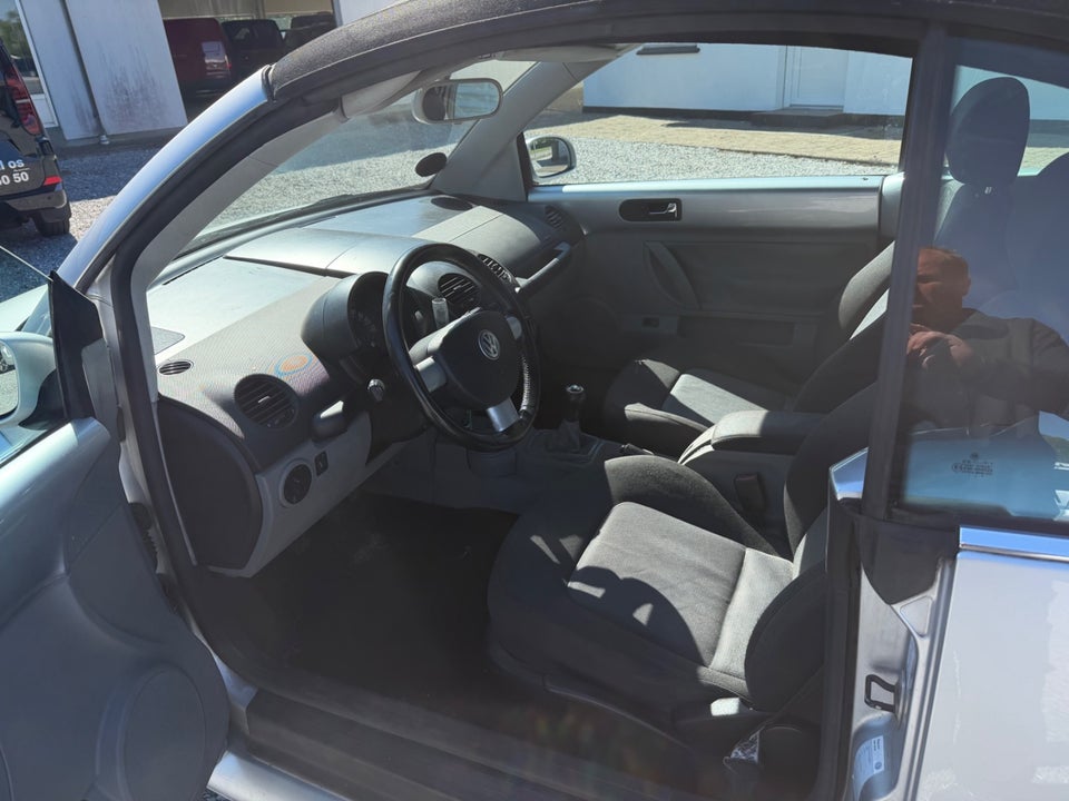 VW New Beetle 1,9 TDi 105 Trendline Cabriolet 2d