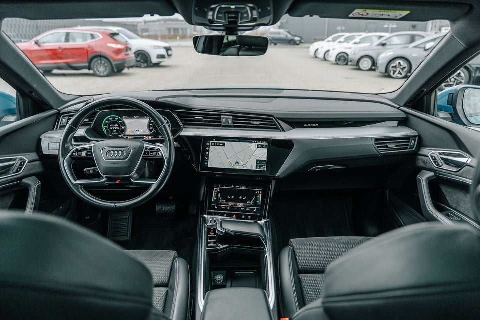 Audi e-tron 55 S-line quattro 5d